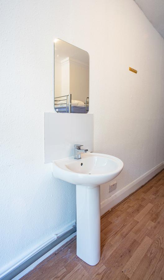 Hostel Mile End Beds Londyn Zewnętrze zdjęcie